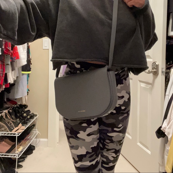 ***SOLD***Balenciaga crossbody bag - Picture 6 of 8